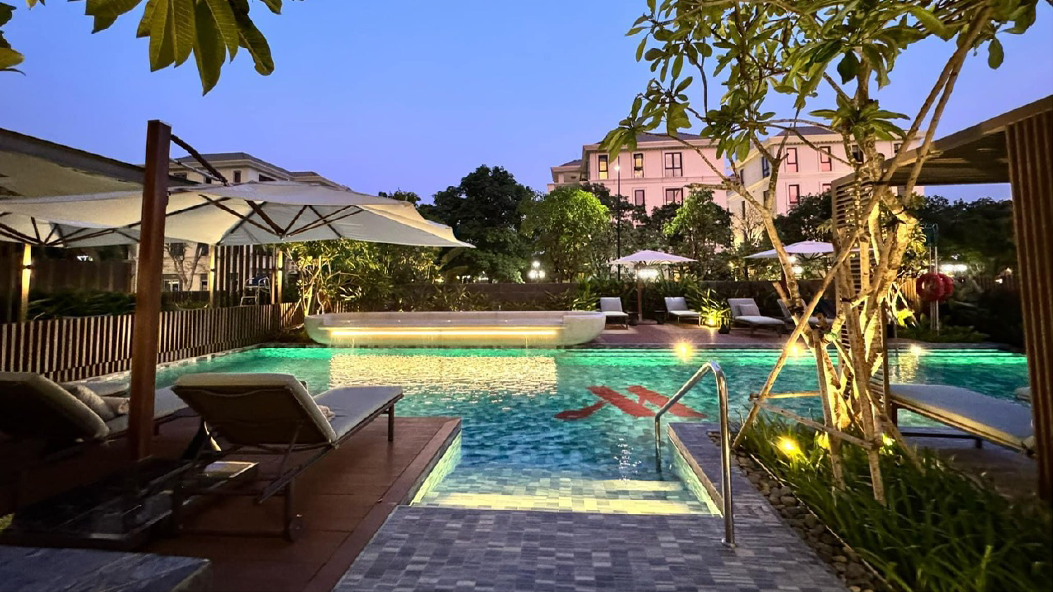 HỒ BƠI & SKY POOL - ảnh 3